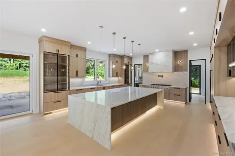 5 Somner Drive Dix Hills NY 11746