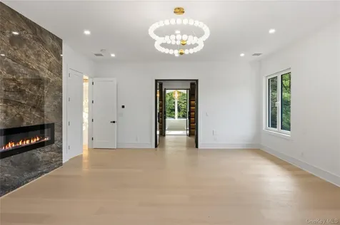 5 Somner Drive Dix Hills NY 11746
