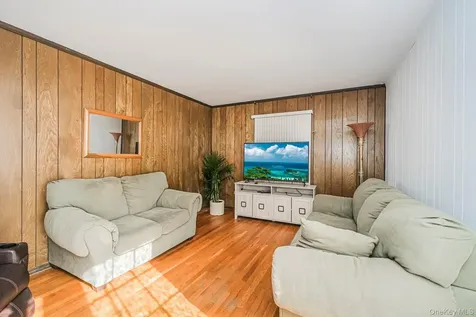 74 Highview Avenue Staten Island NY 10301