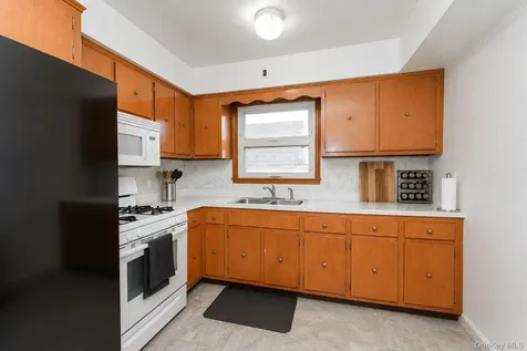 74 Highview Avenue Staten Island NY 10301