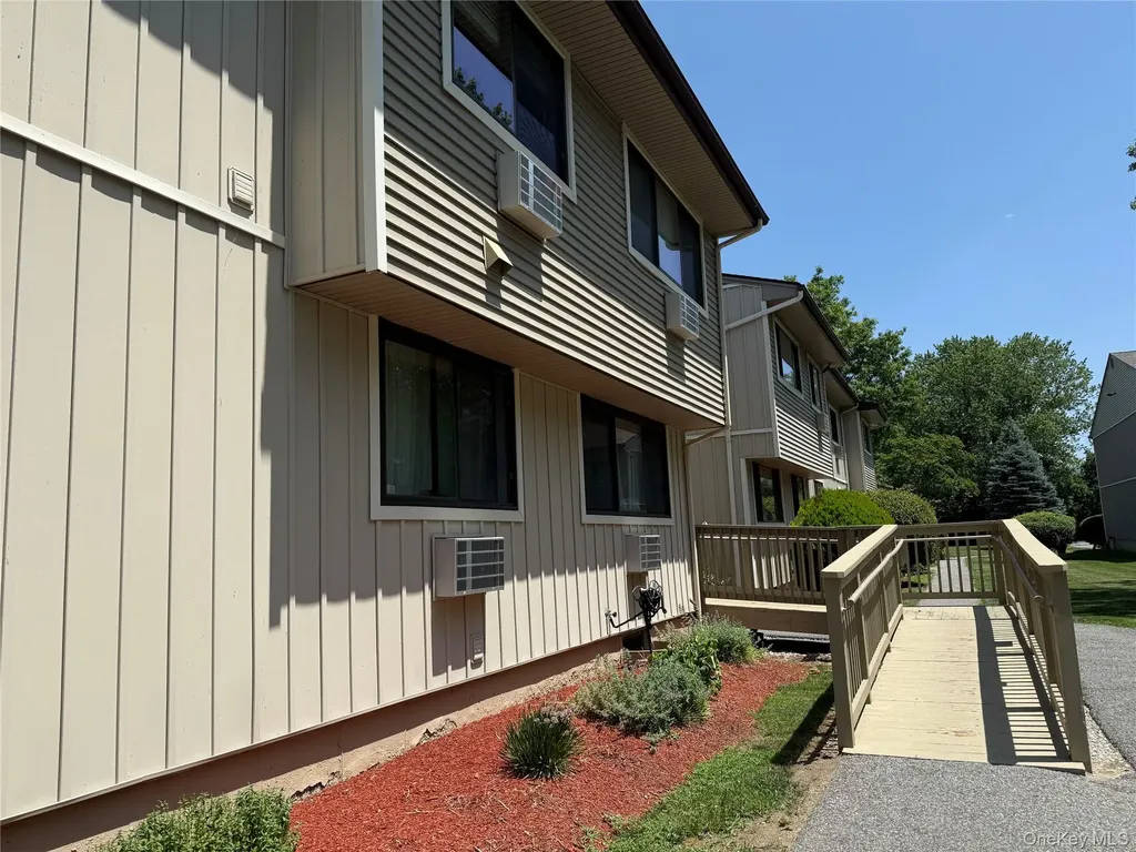 53 Patterson Village Court Patterson NY 12563