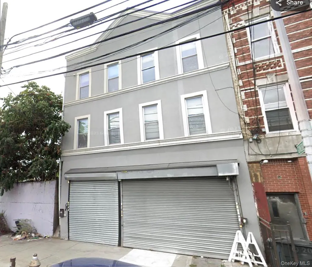 10416 150th Street Jamaica NY 11435