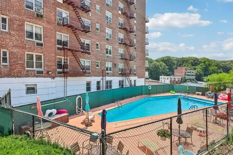 632 Palmer Road Yonkers NY 10701