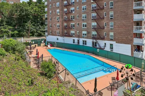 632 Palmer Road Yonkers NY 10701
