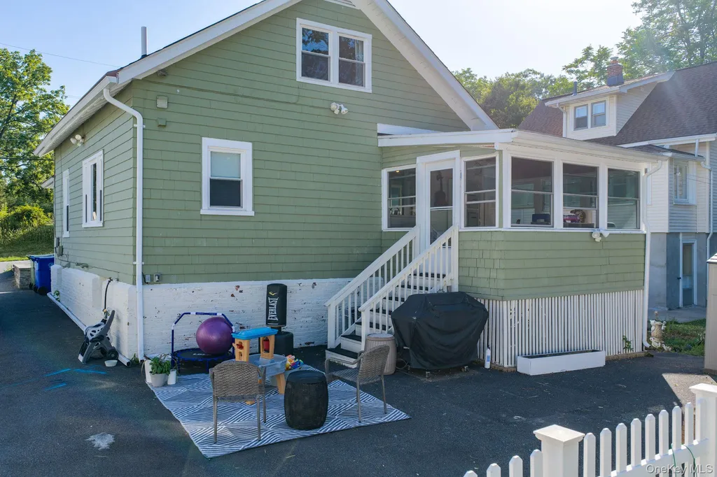 32 W Conkling Avenue Middletown NY 10940