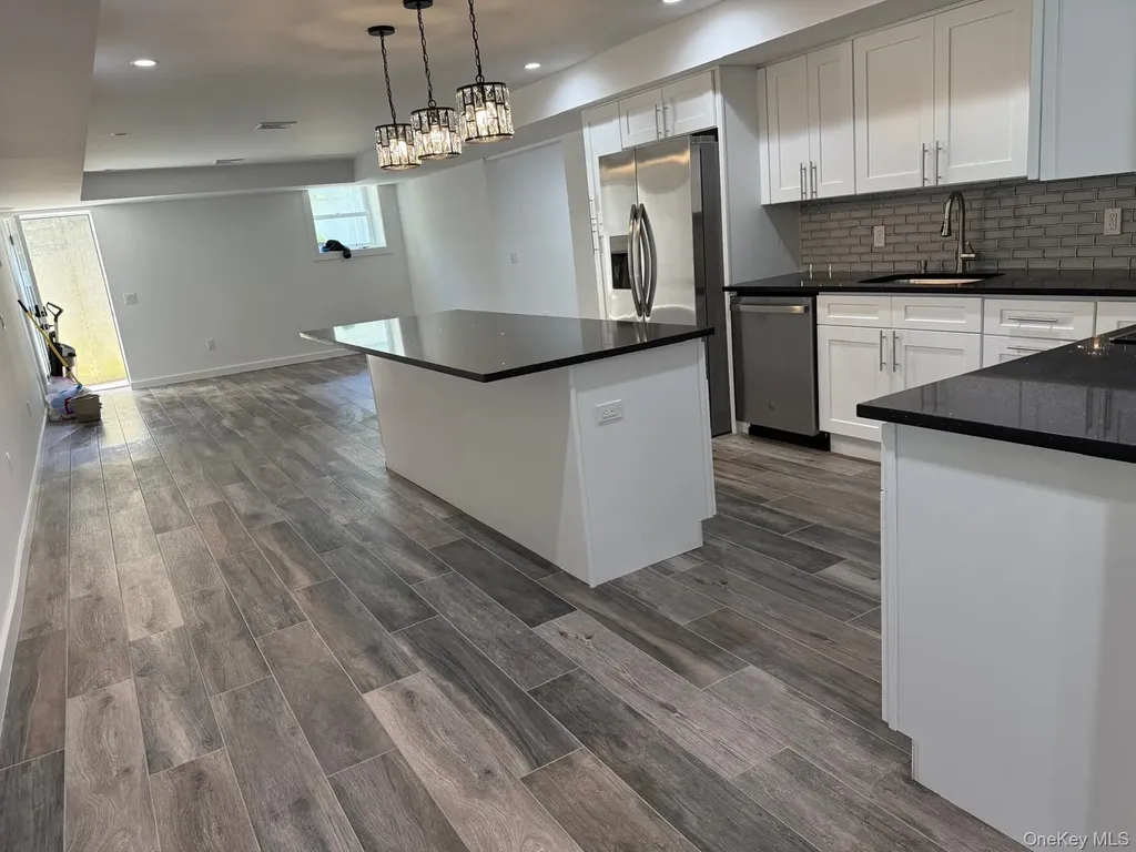 27 Hickory Avenue Farmingville NY 11738