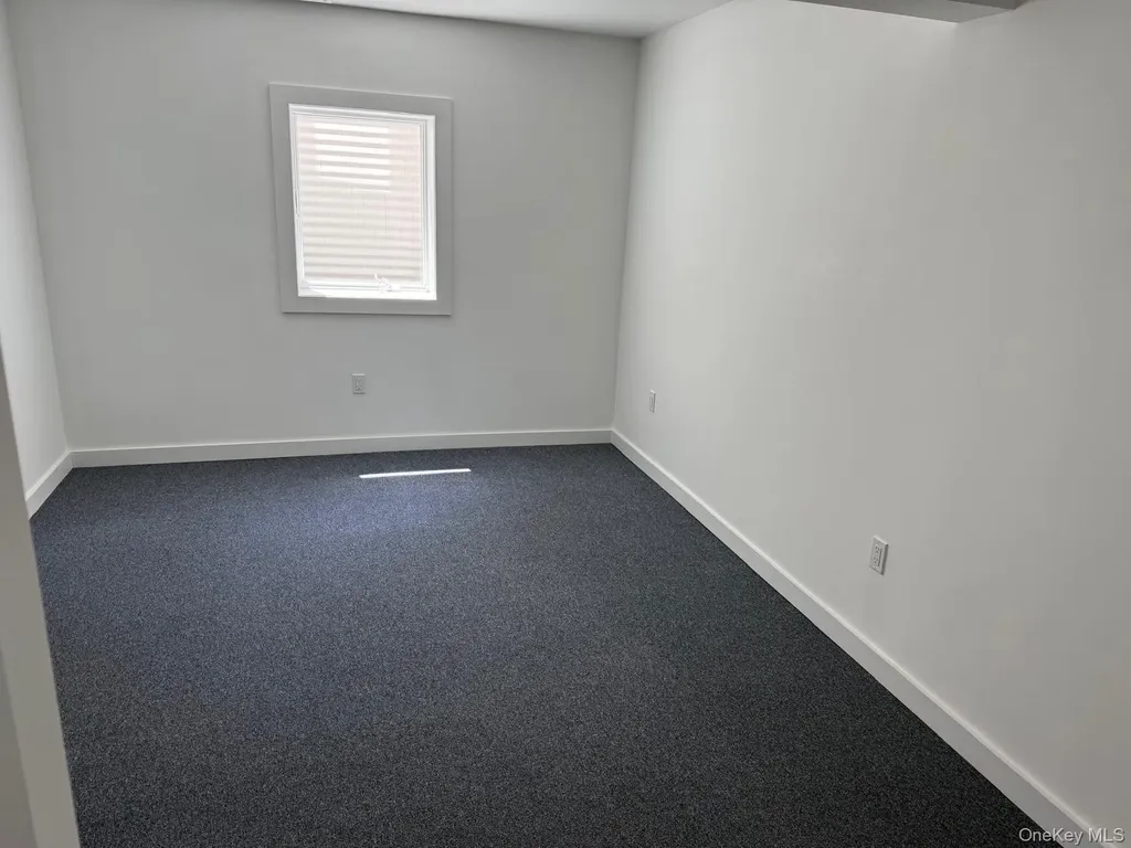 27 Hickory Avenue Farmingville NY 11738