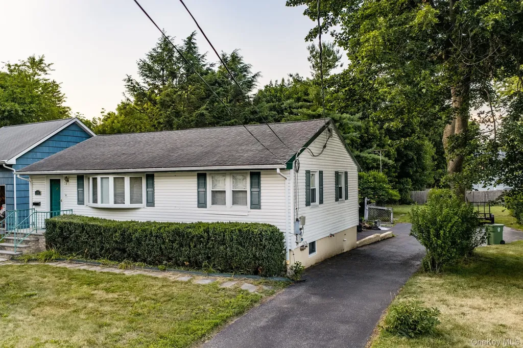 89 Prince Street Middletown NY 10940
