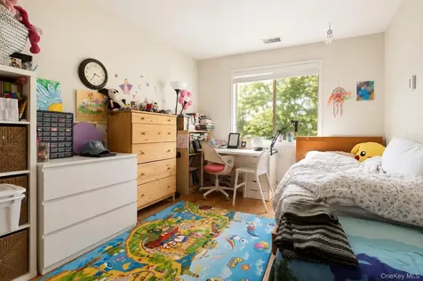 48 Overlook Commons Yorktown Heights NY 10598