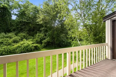 48 Overlook Commons Yorktown Heights NY 10598