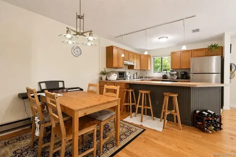 48 Overlook Commons Yorktown Heights NY 10598