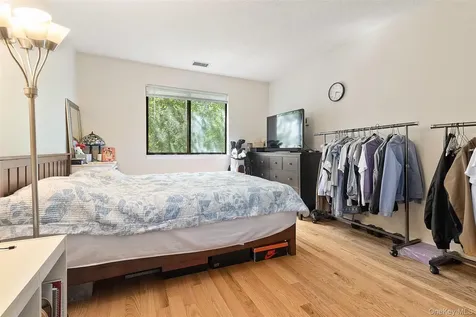 48 Overlook Commons Yorktown Heights NY 10598