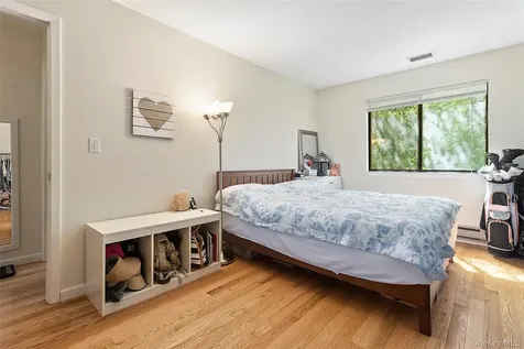 48 Overlook Commons Yorktown Heights NY 10598