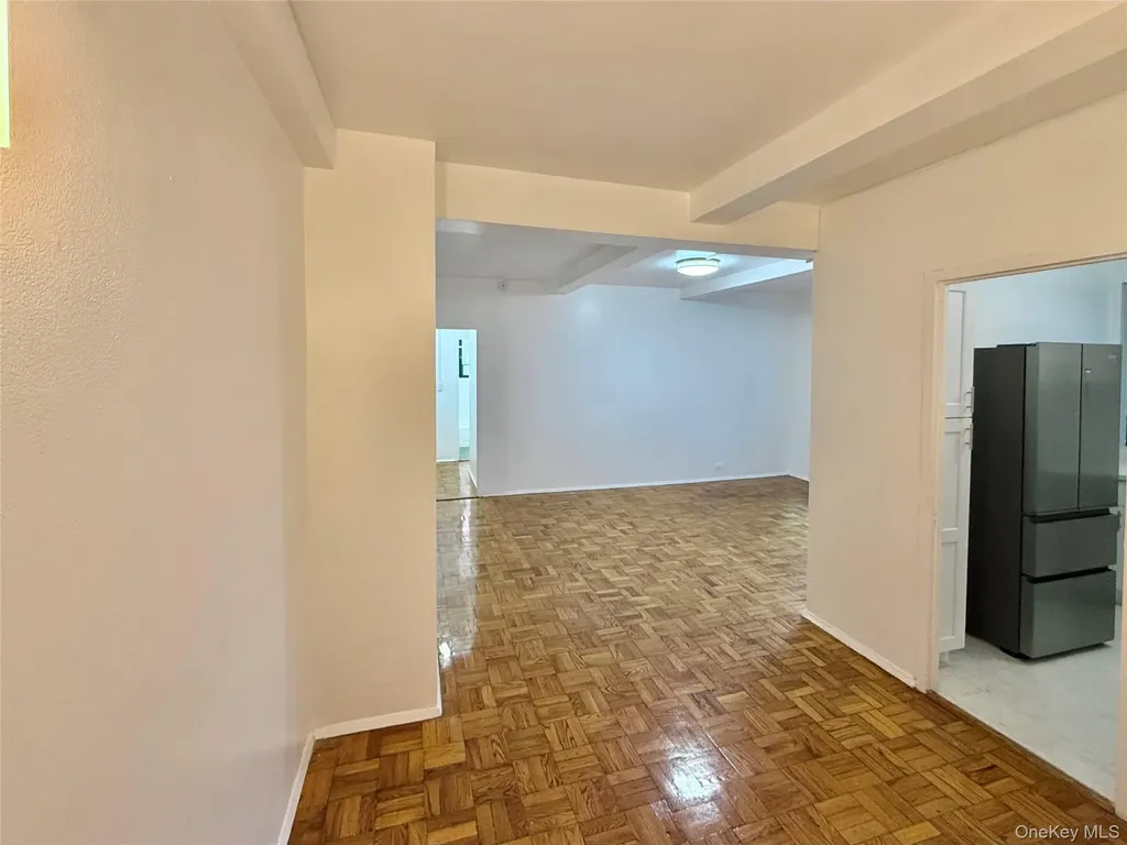 1651 Metropolitan Avenue Bronx NY 10462