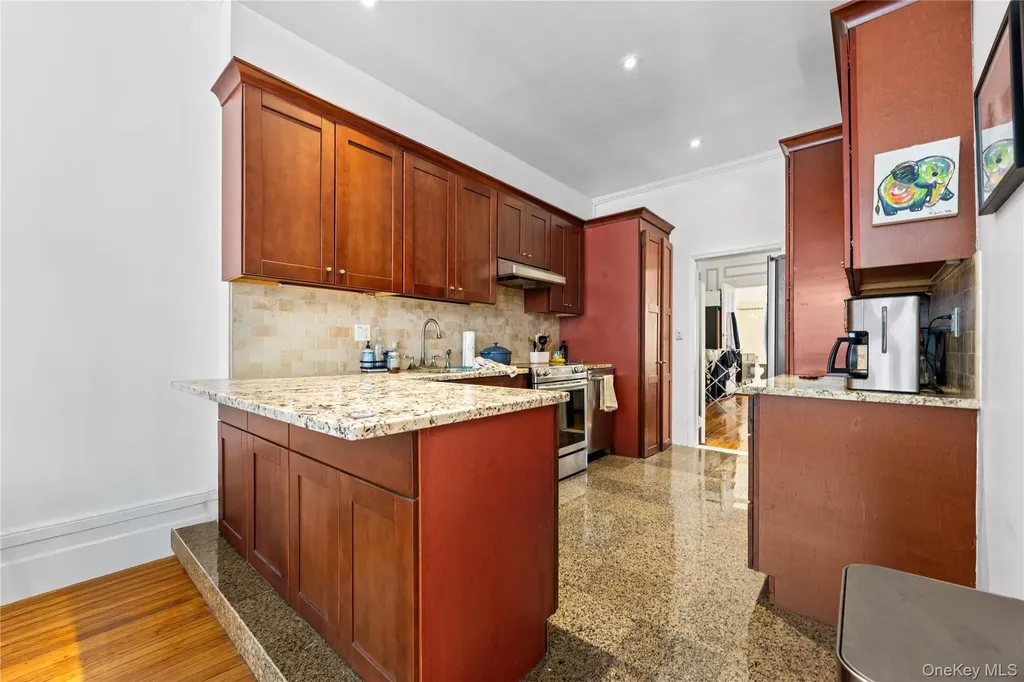 311 W 78th Street New York (manhattan) NY 10024