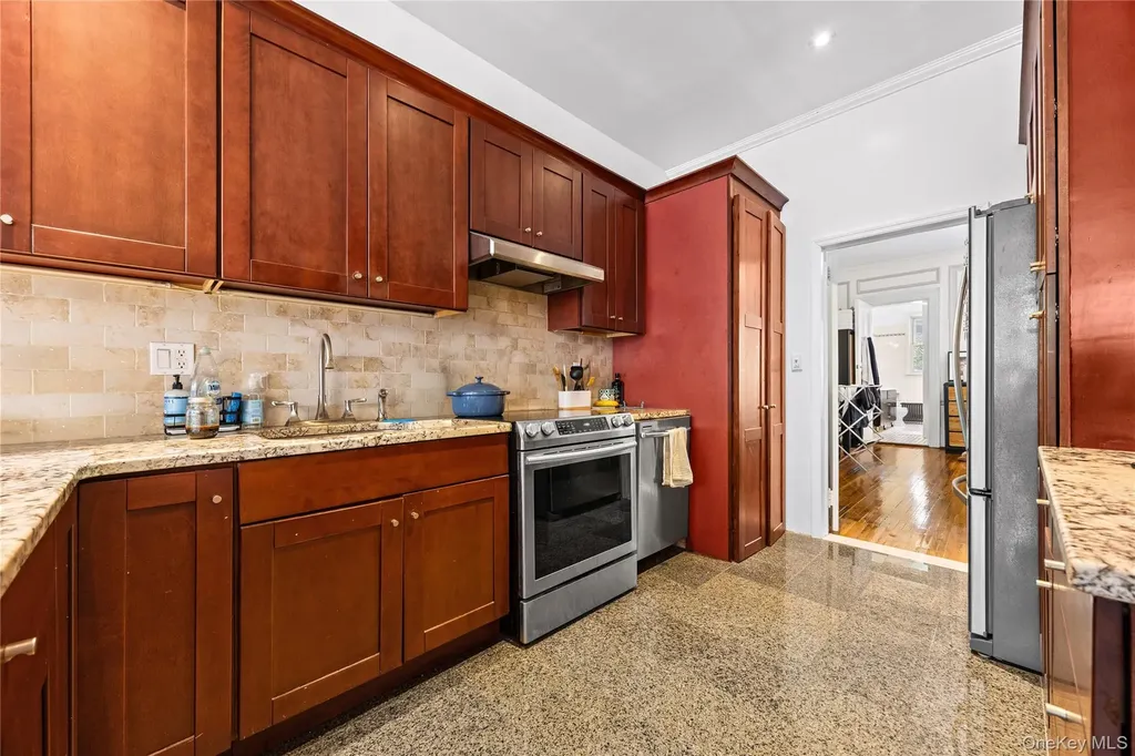 311 W 78th Street New York (manhattan) NY 10024