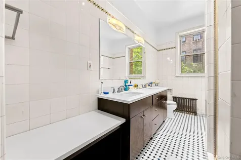 311 W 78th Street New York (manhattan) NY 10024