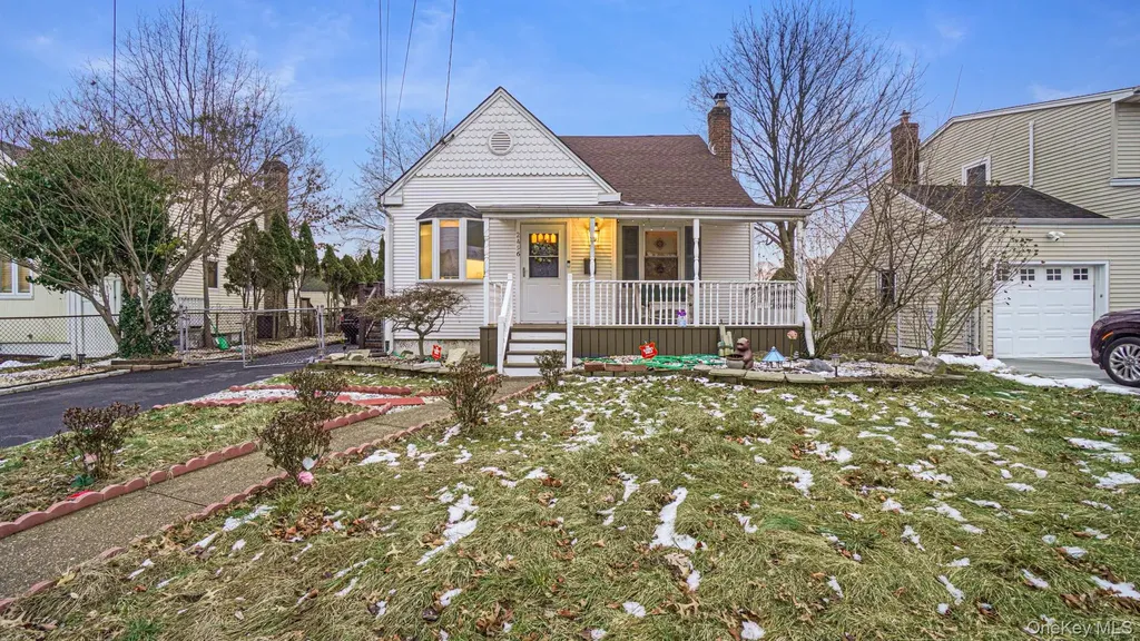 2496 Camp Avenue North Bellmore NY 11710