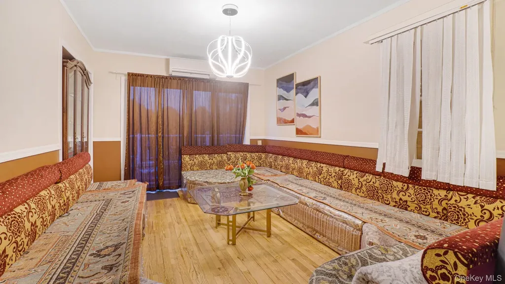 2496 Camp Avenue North Bellmore NY 11710