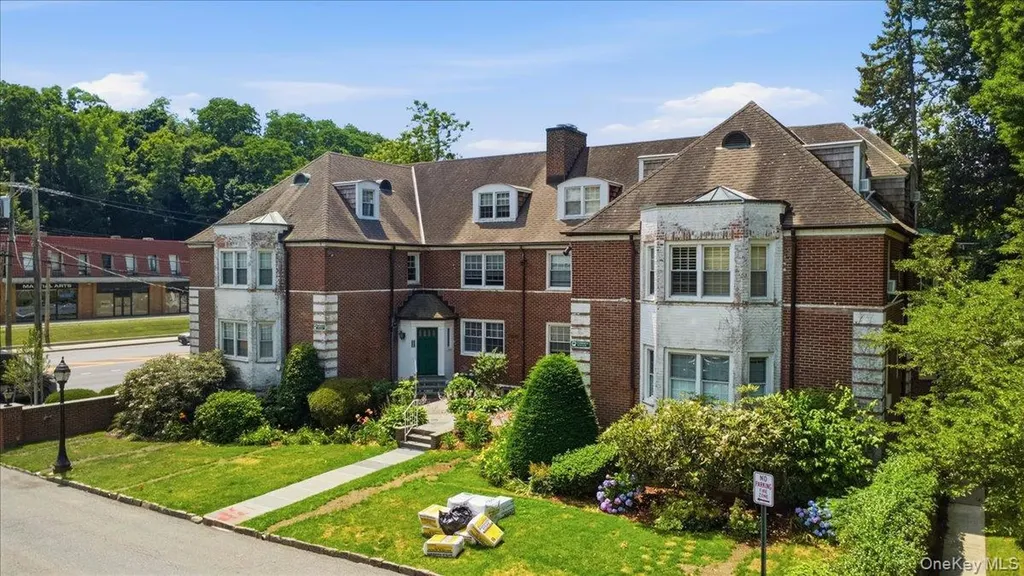 13 Campus Place Scarsdale NY 10583