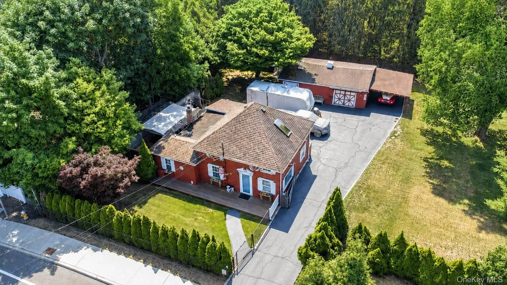 16 Yaphank Middle Island Road Middle Island NY 11953