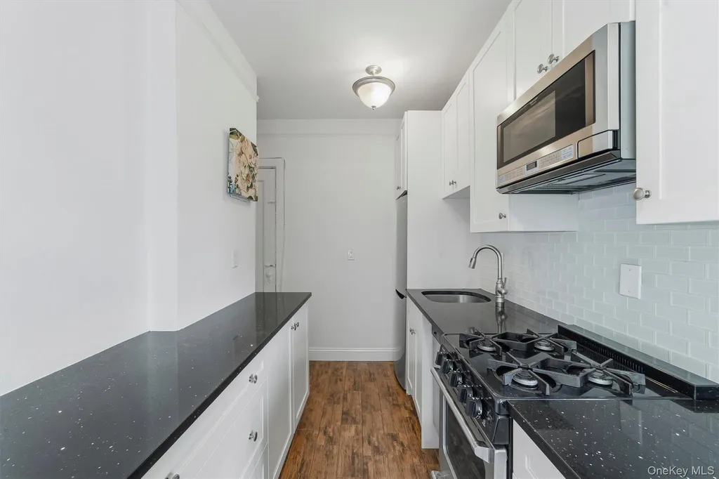 2 Westchester Avenue White Plains NY 10601