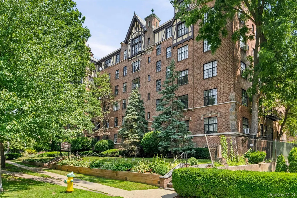2 Westchester Avenue White Plains NY 10601