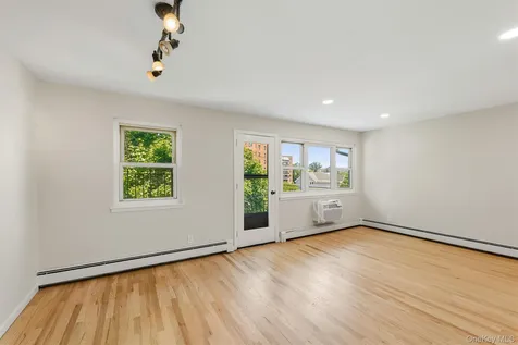 665 Pelham Road New Rochelle NY 10805
