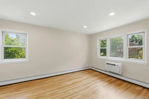 665 Pelham Road New Rochelle NY 10805