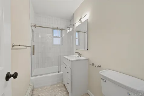 665 Pelham Road New Rochelle NY 10805