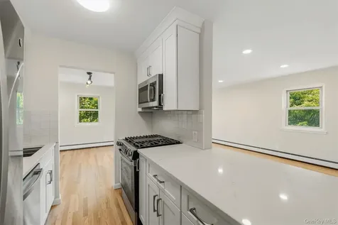 665 Pelham Road New Rochelle NY 10805