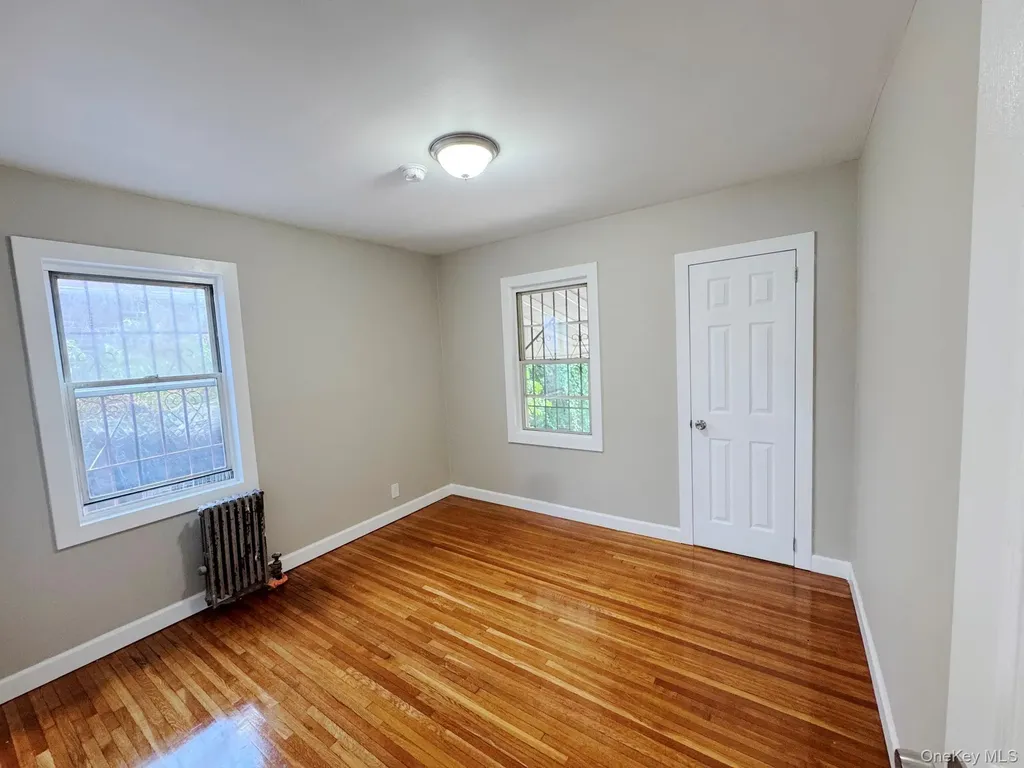 11442 204th Street Saint Albans NY 11412