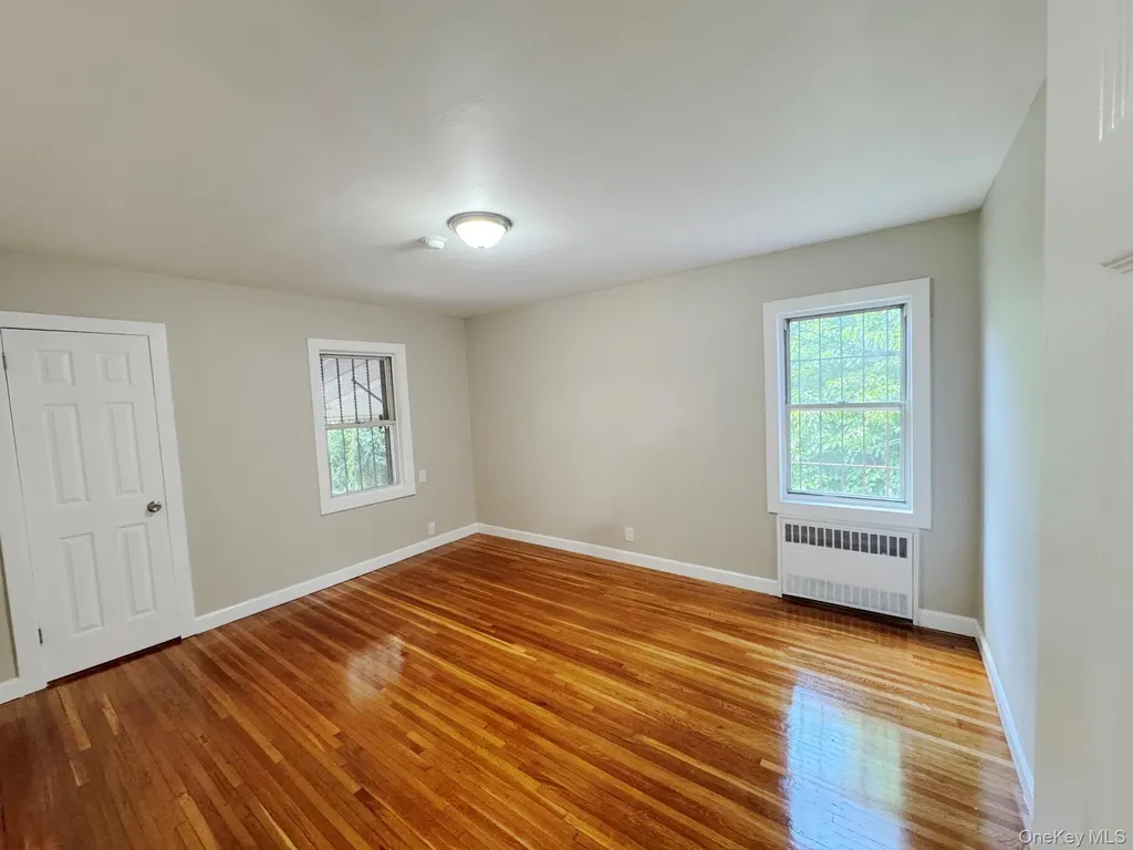 11442 204th Street Saint Albans NY 11412