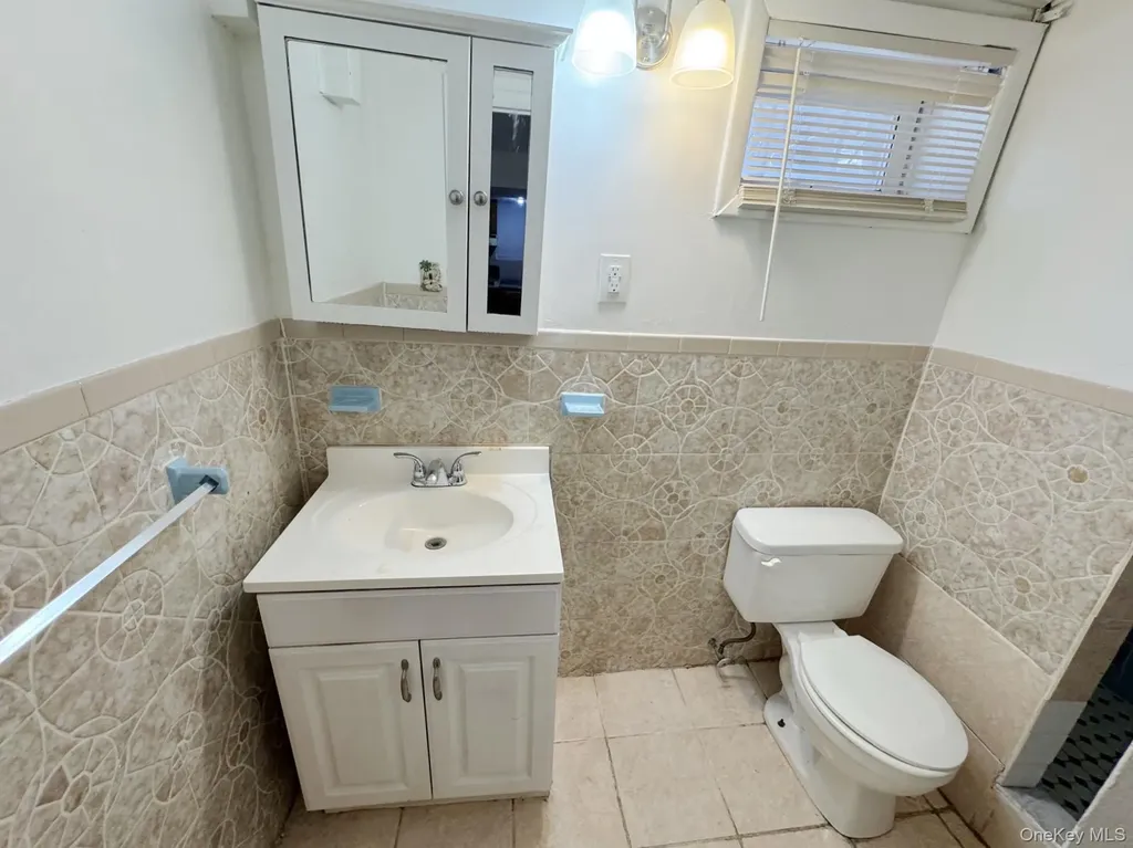11442 204th Street Saint Albans NY 11412