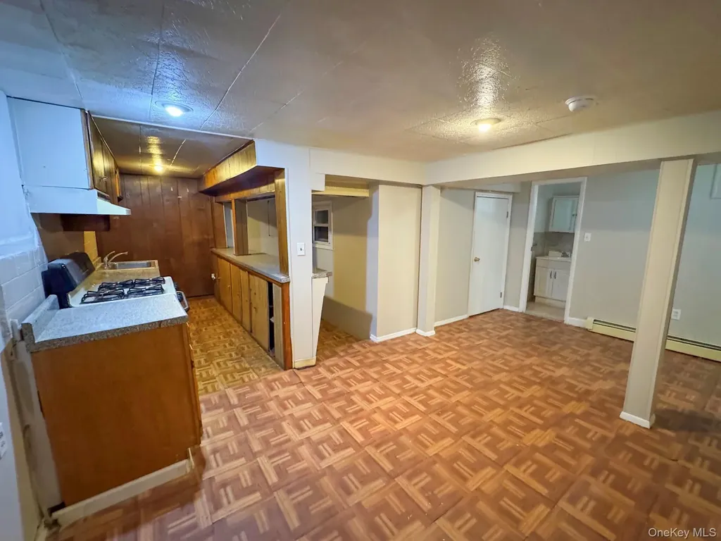 11442 204th Street Saint Albans NY 11412