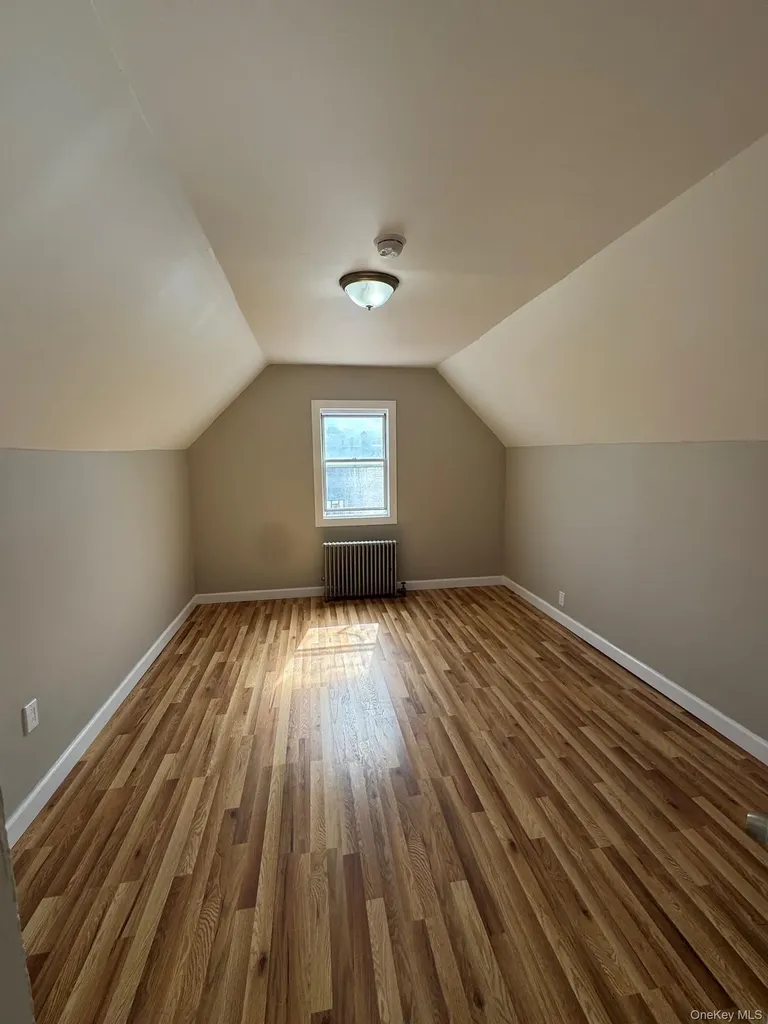 11442 204th Street Saint Albans NY 11412