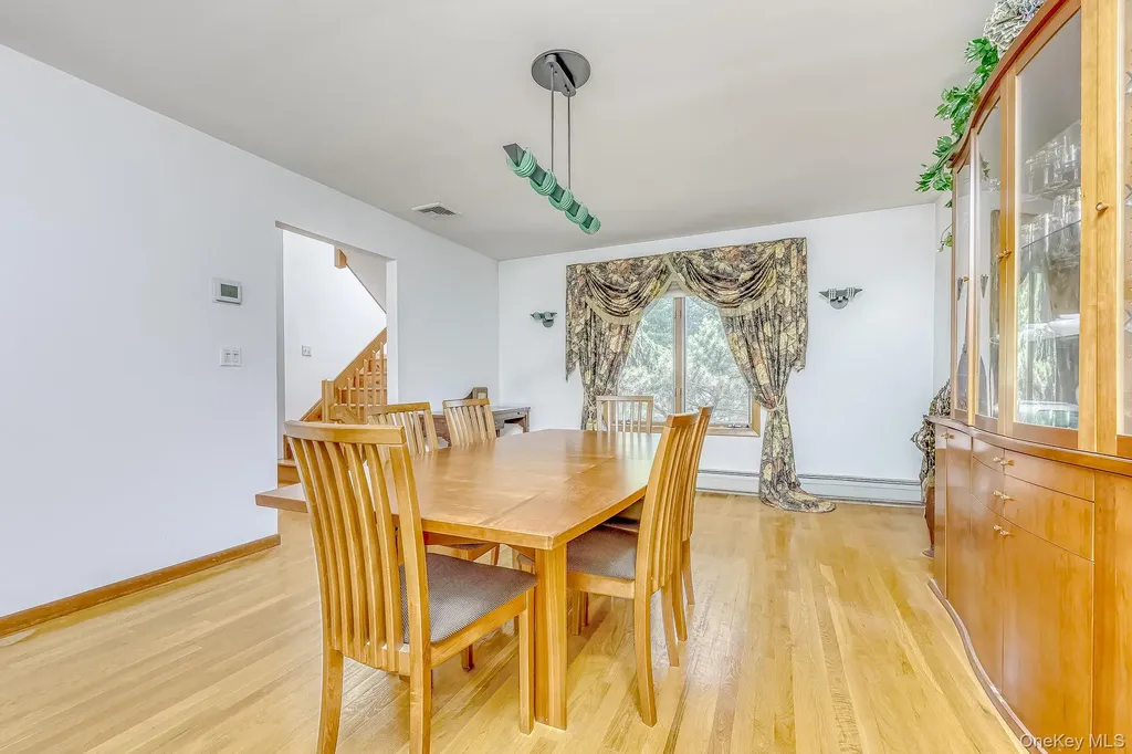 5 Zeck Court Suffern NY 10901
