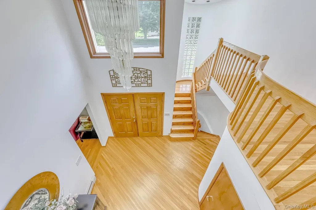 5 Zeck Court Suffern NY 10901