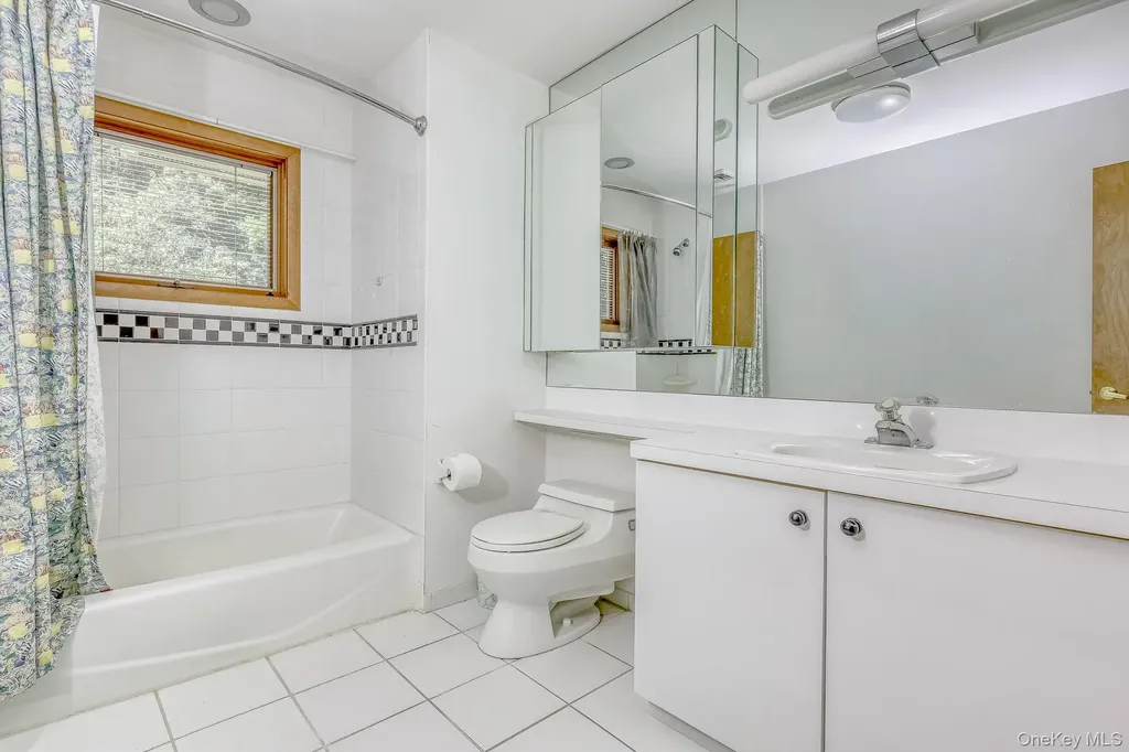 5 Zeck Court Suffern NY 10901