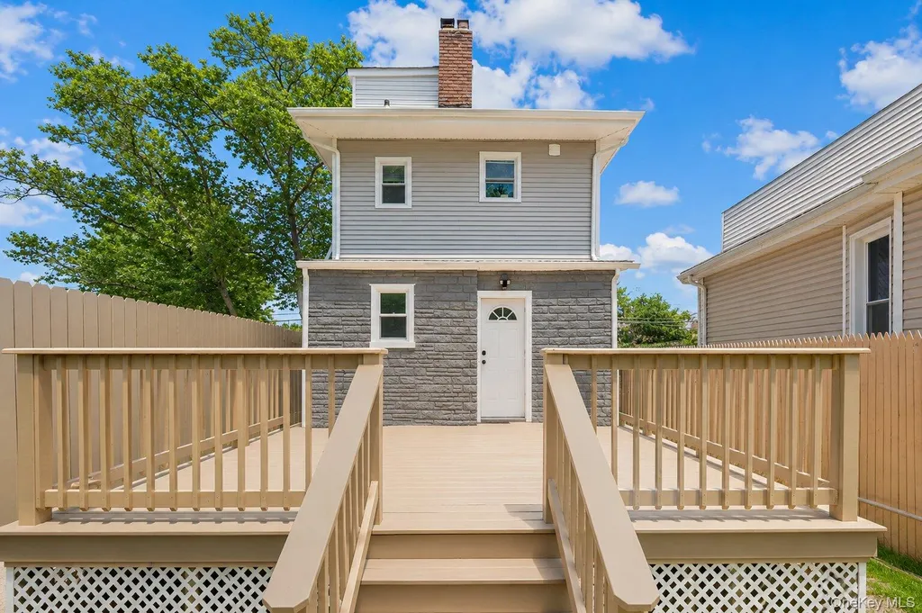 325 Newman Avenue Bronx NY 10473