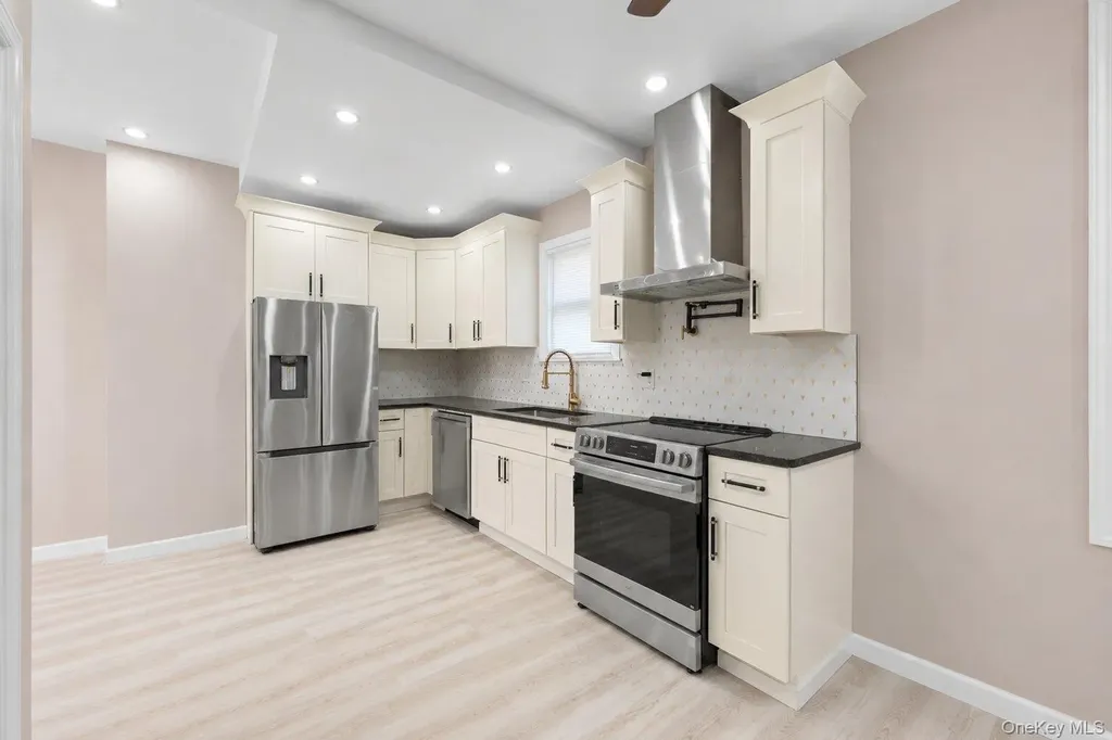 325 Newman Avenue Bronx NY 10473