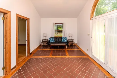 234 Canary Hill Road Kingston NY 12401