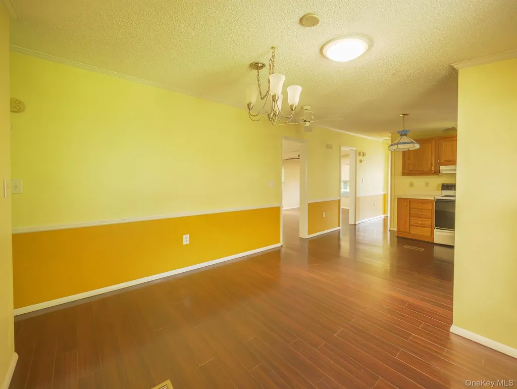 17 Partridge Lane Pleasant Valley NY 12569