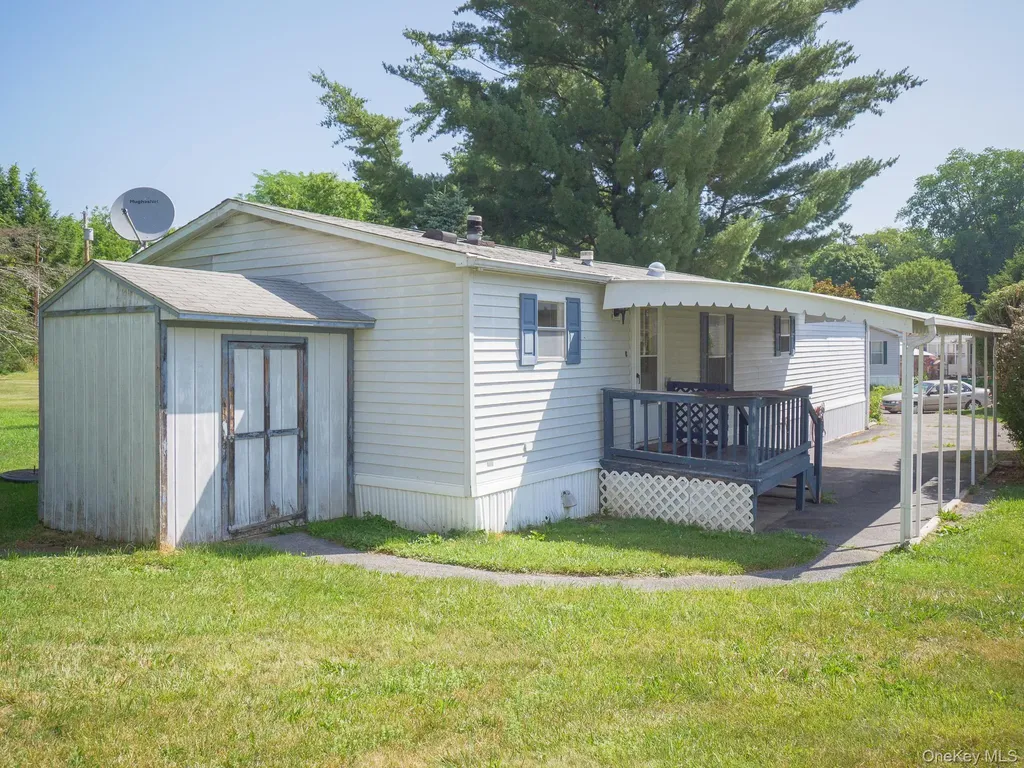 17 Partridge Lane Pleasant Valley NY 12569