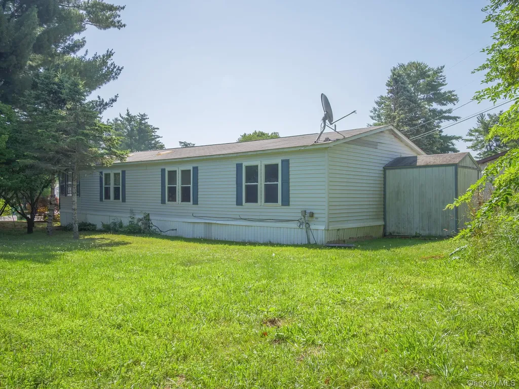 17 Partridge Lane Pleasant Valley NY 12569