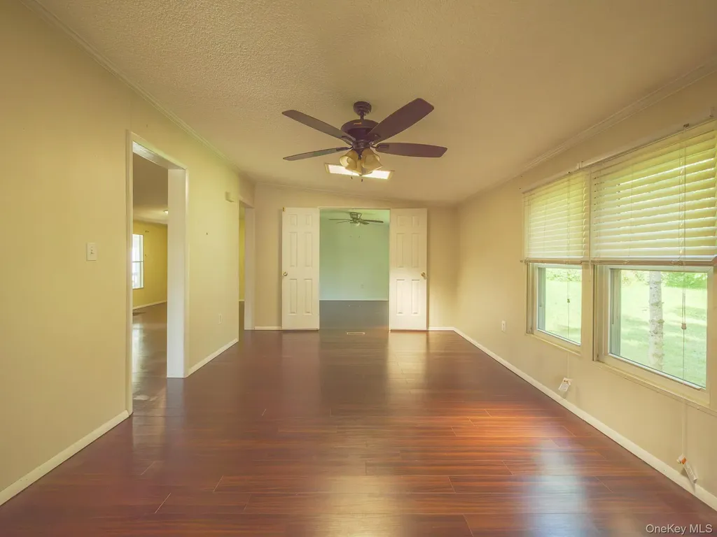 17 Partridge Lane Pleasant Valley NY 12569