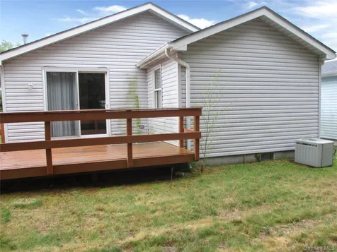 5131 Village Circle E Manorville NY 11949