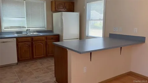 5131 Village Circle E Manorville NY 11949