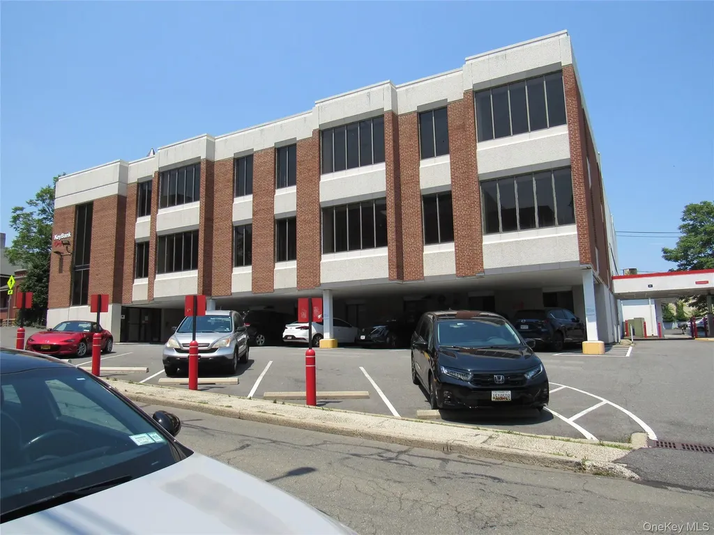 17 S Broadway Nyack NY 10960