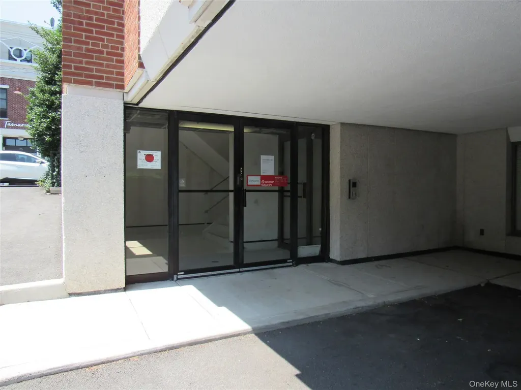 17 S Broadway Nyack NY 10960